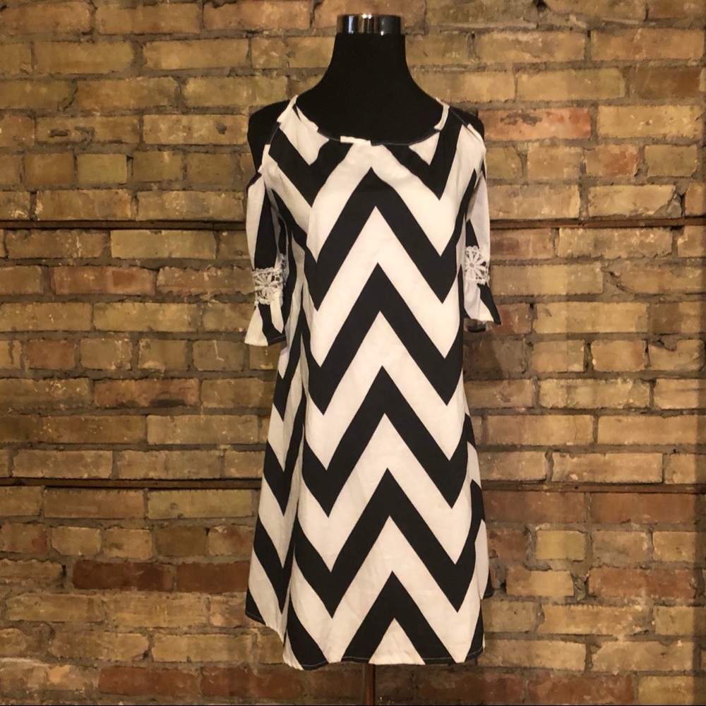 HYX Clothing Co. “pillowcase” Mini Dress Sz M